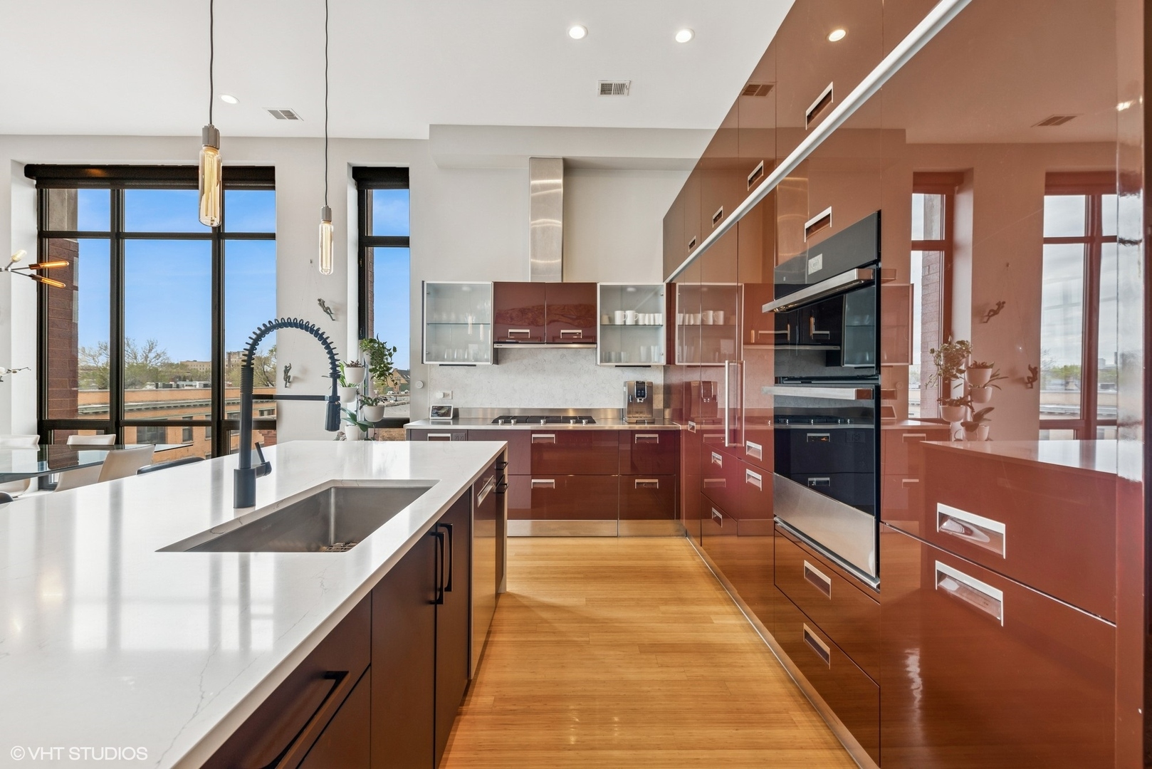 1609 N Hoyne Avenue Unit: 4W