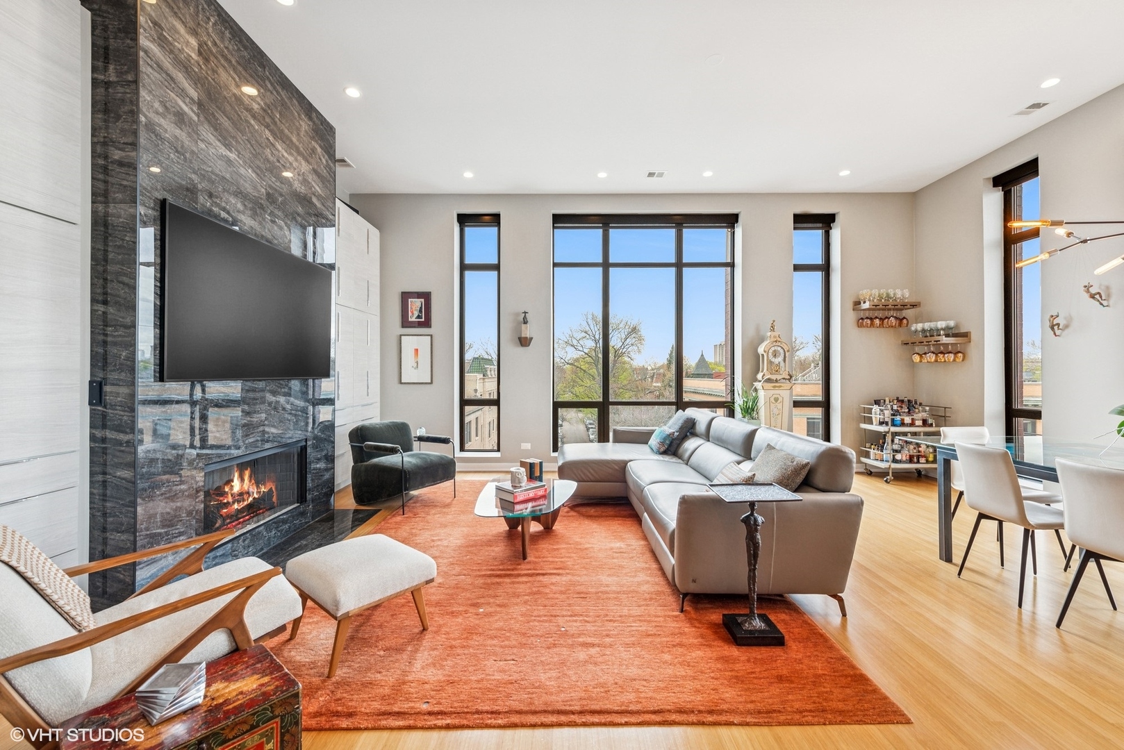 1609 N Hoyne Avenue Unit: 4W