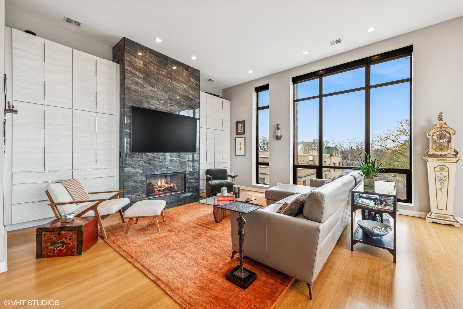 1609 N Hoyne Avenue Unit: 4W