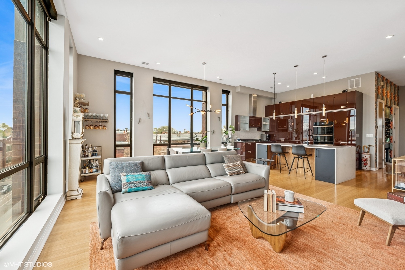 1609 N Hoyne Avenue Unit: 4W