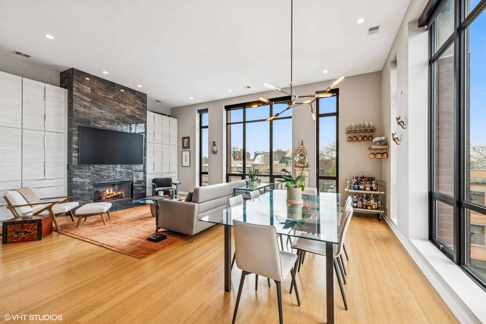 1609 N Hoyne Avenue Unit: 4W