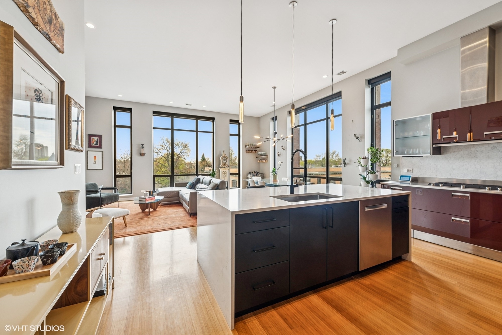 1609 N Hoyne Avenue Unit: 4W