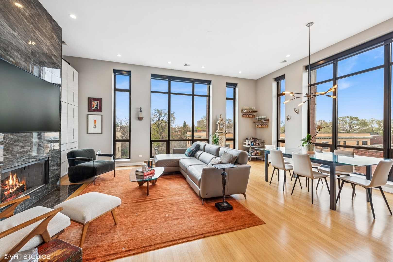 1609 N Hoyne Avenue Unit: 4W