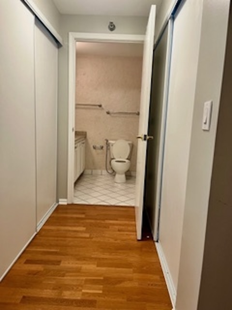 345 N La Salle Street Unit: 2804