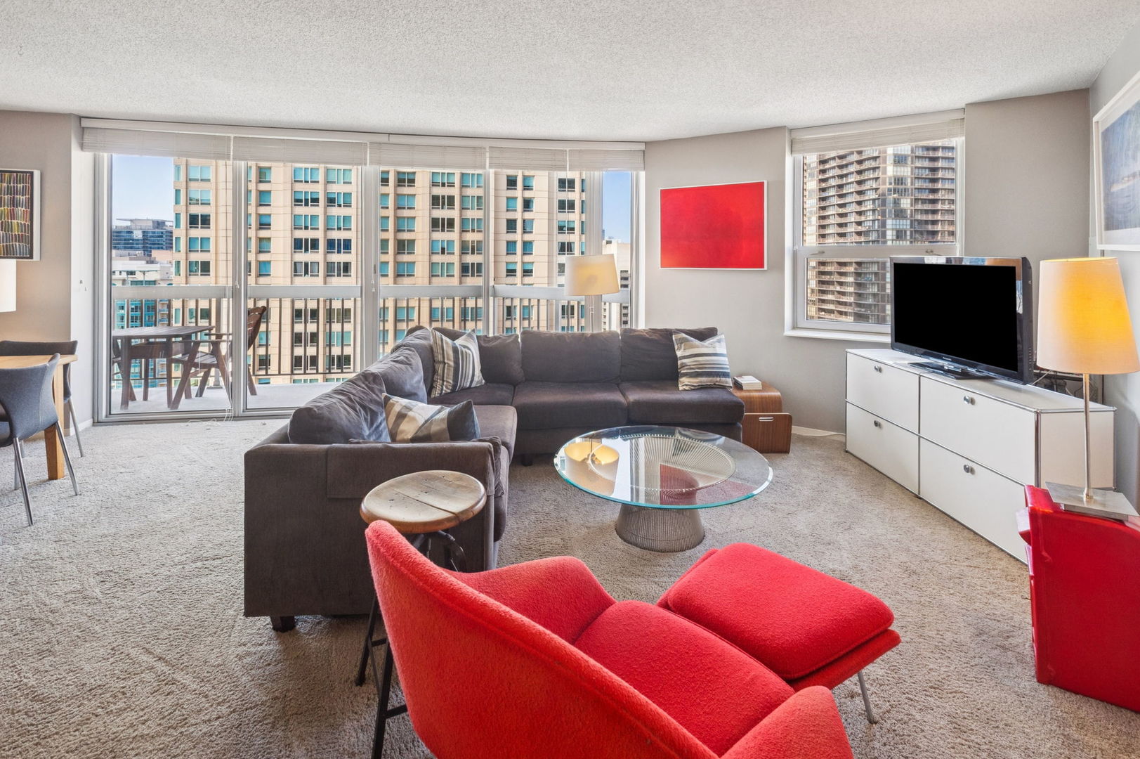 545 N Dearborn Street Unit: 2704