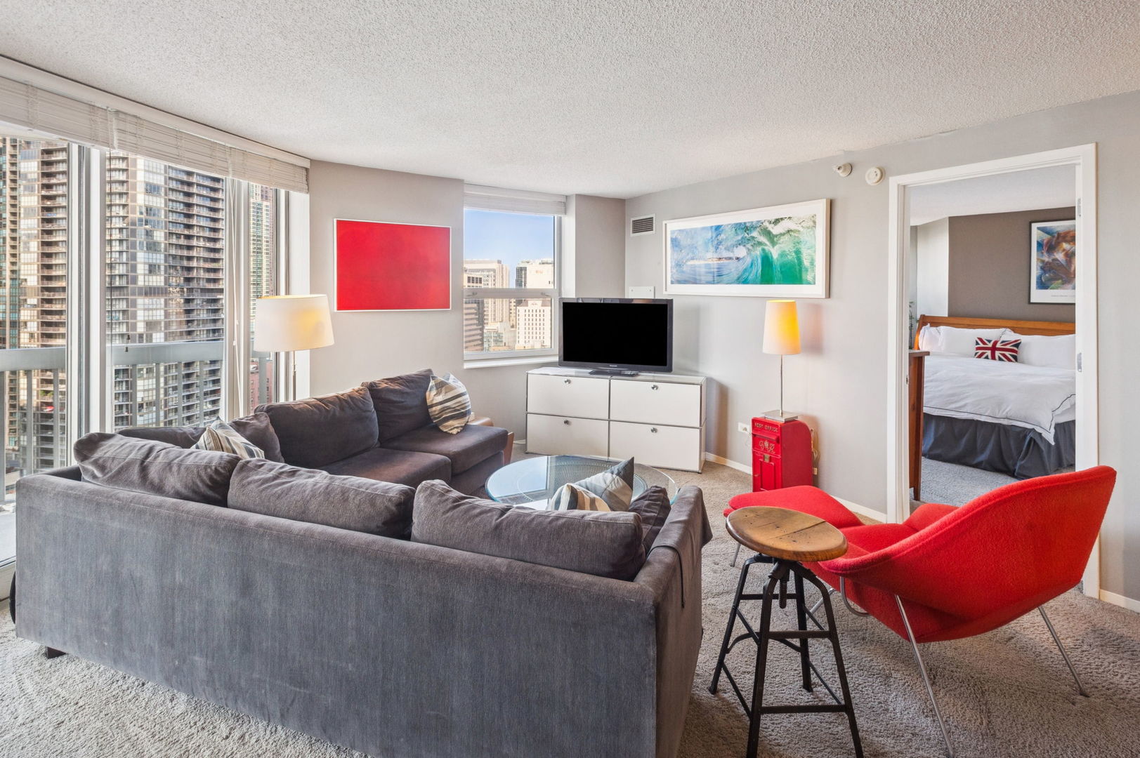 545 N Dearborn Street Unit: 2704