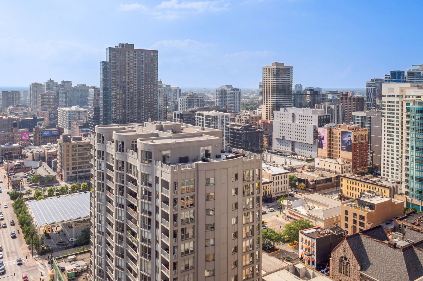 545 N Dearborn Street Unit: 2704