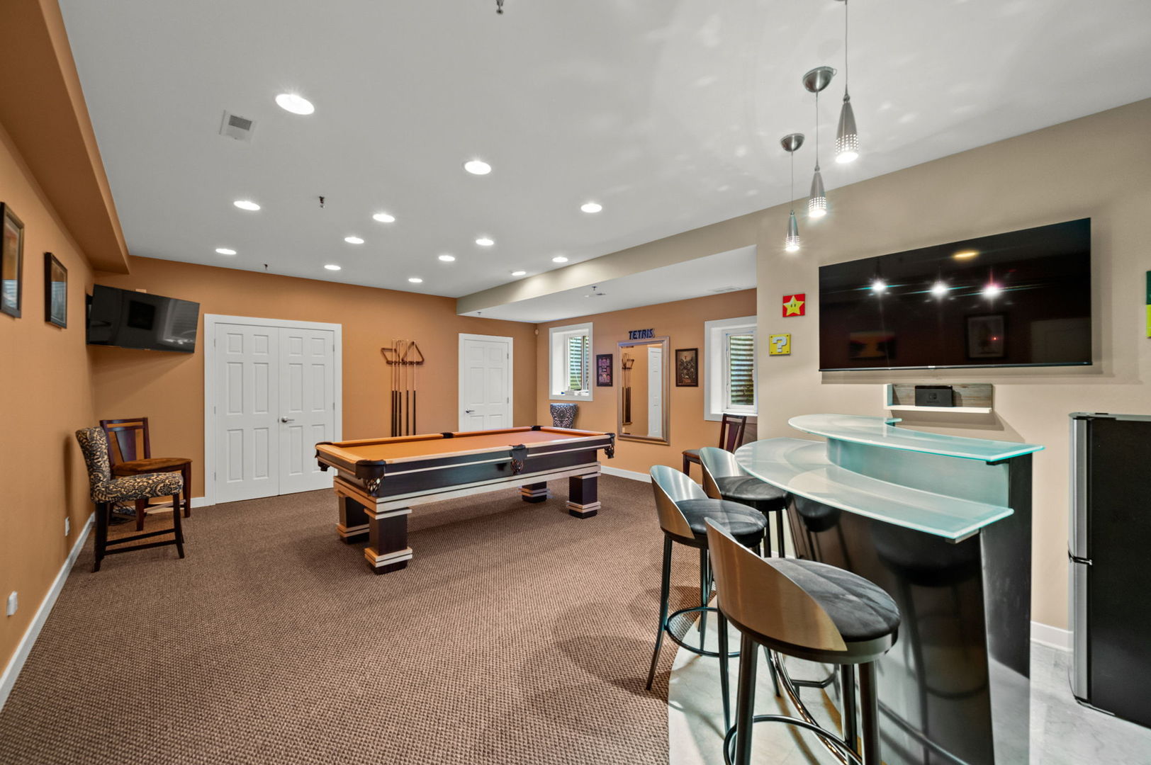 2230 Shady Lane