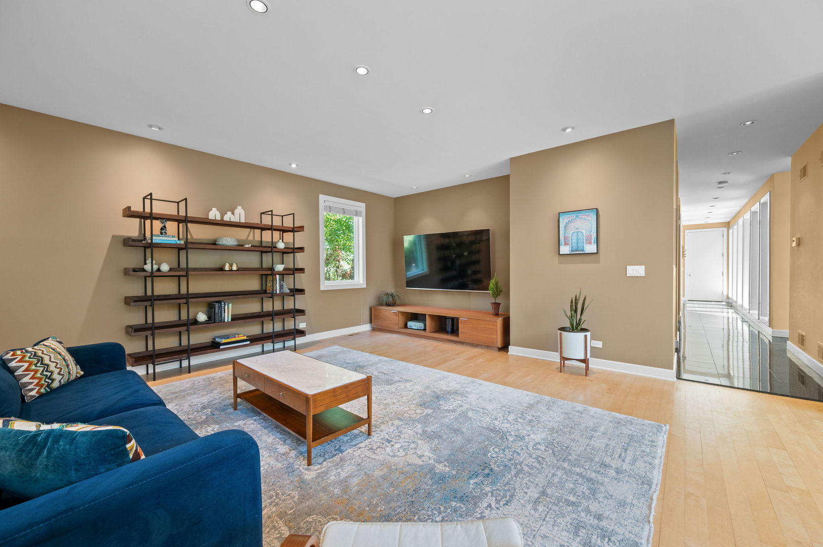 2230 Shady Lane