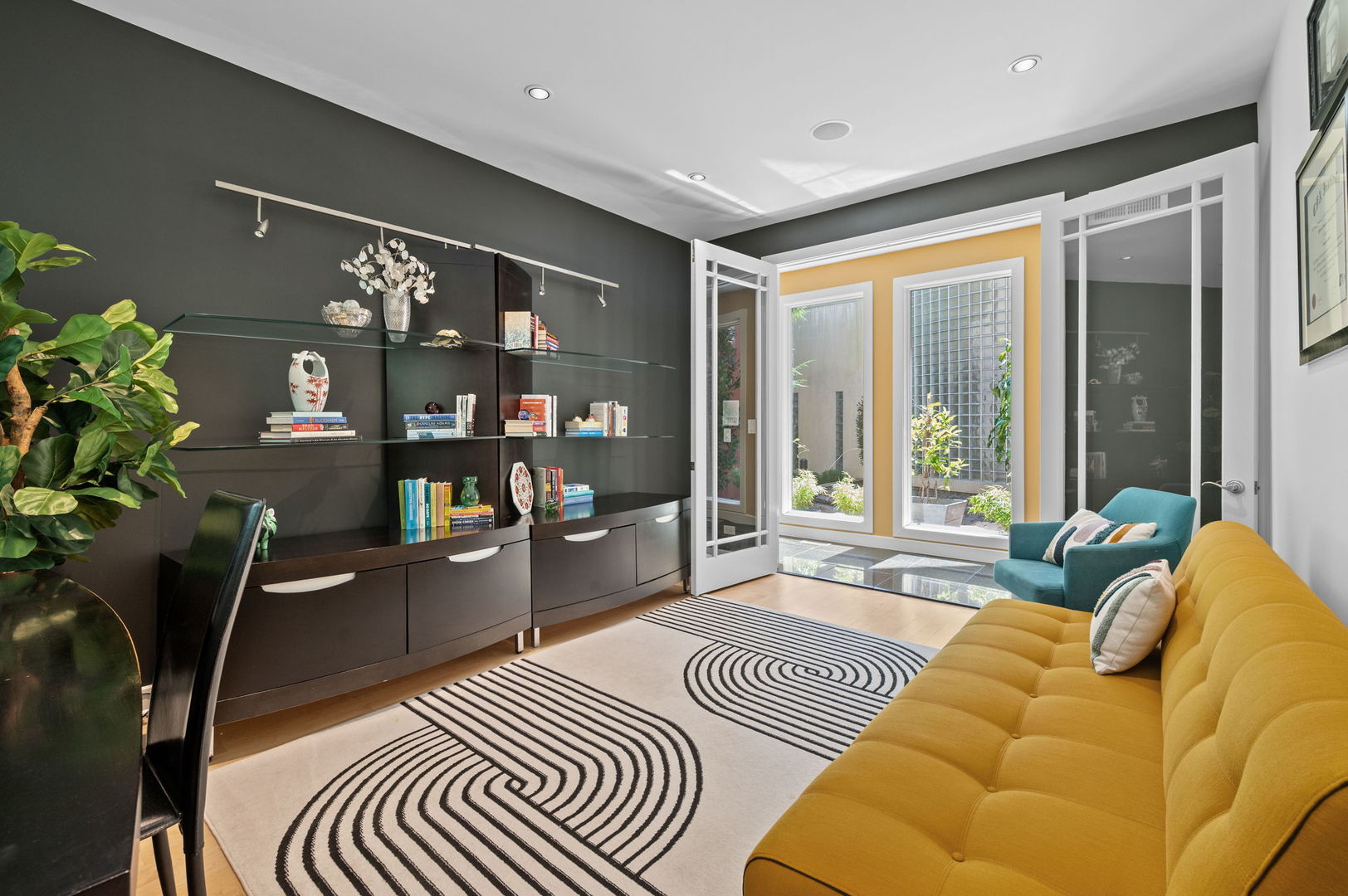 2230 Shady Lane