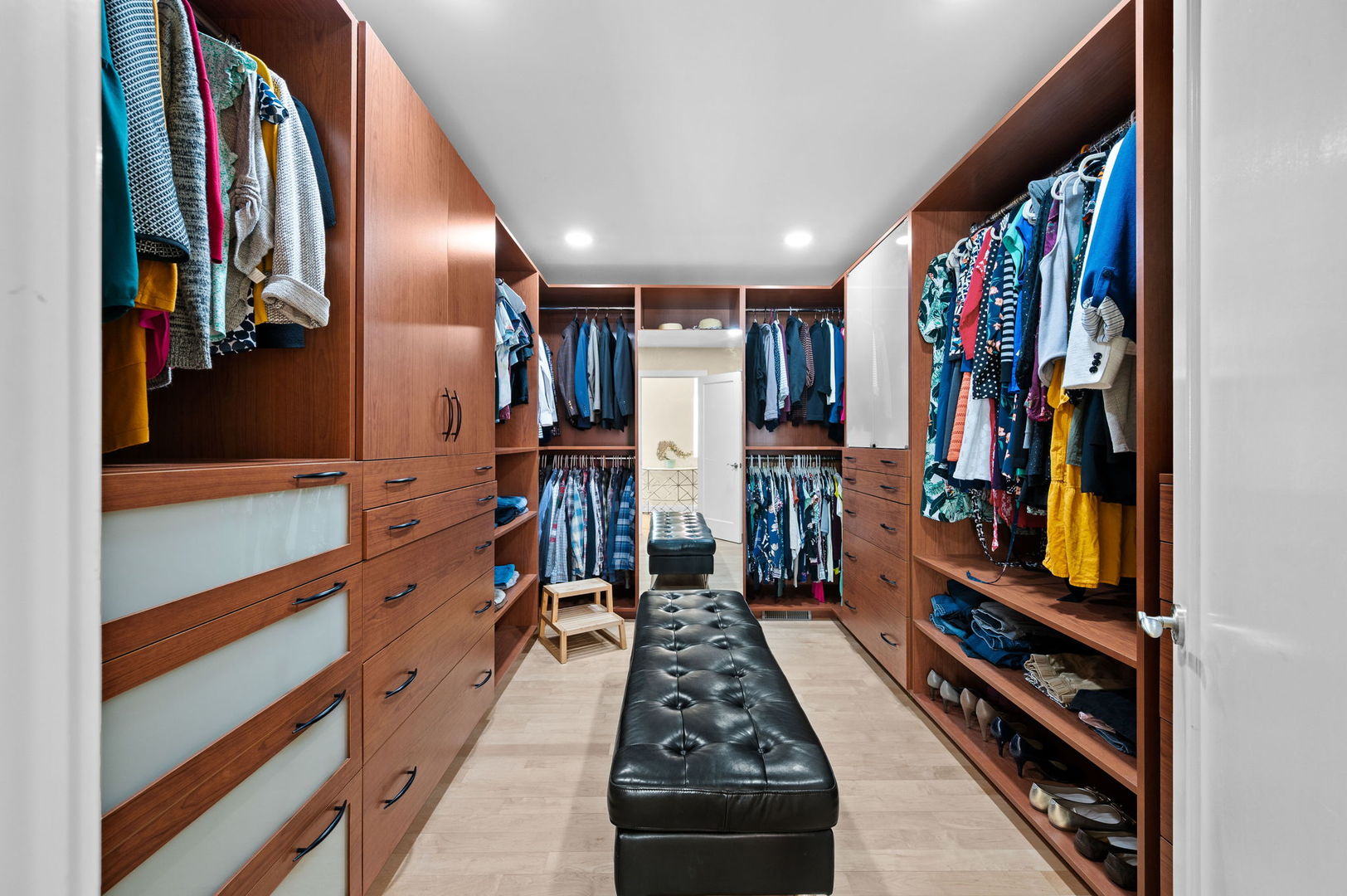 2230 Shady Lane