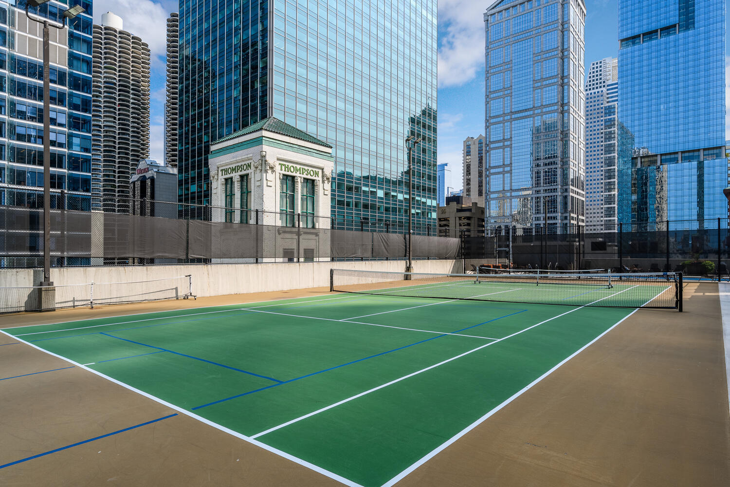 345 N LASALLE Boulevard Unit: 3806