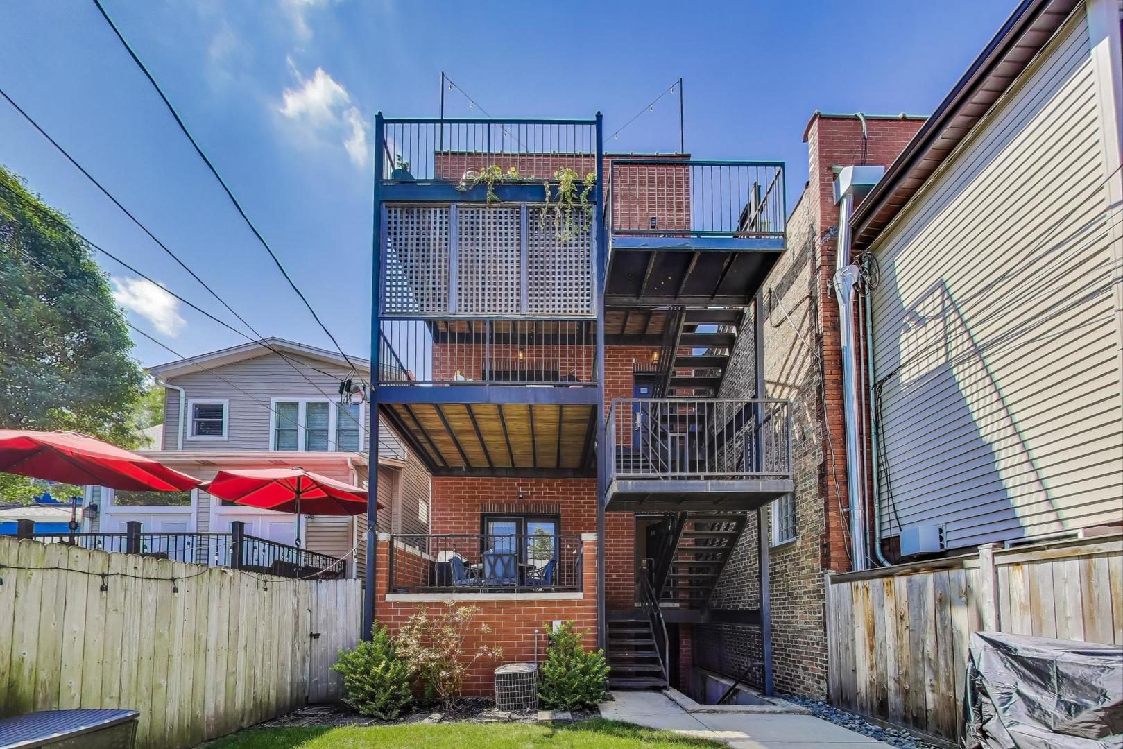 3555 N Marshfield Avenue Unit: 1