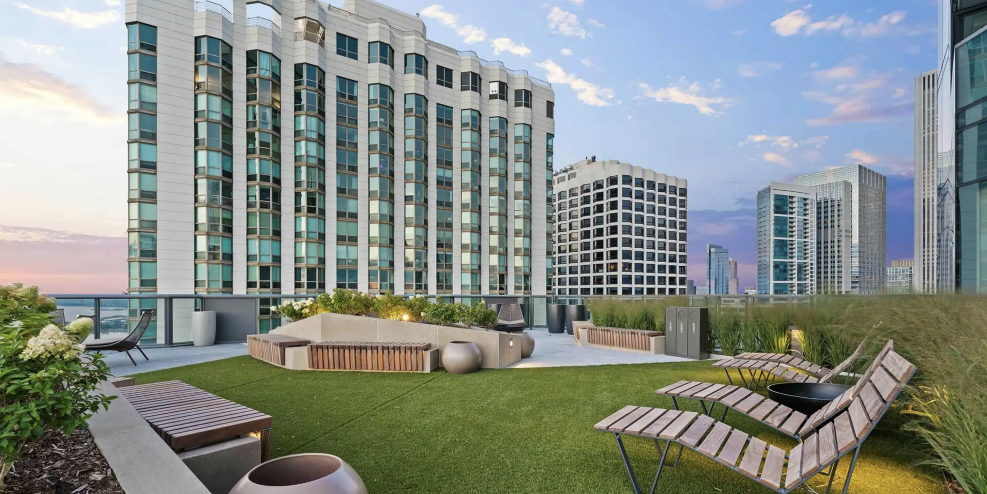 211 N Harbor Drive Unit: 4602