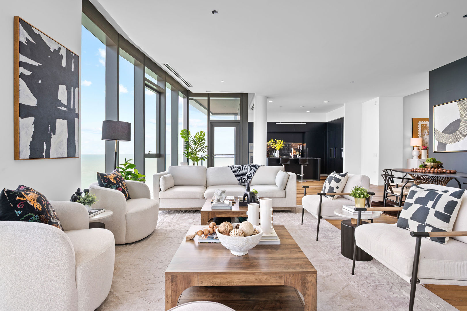 211 N Harbor Drive Unit: 4602