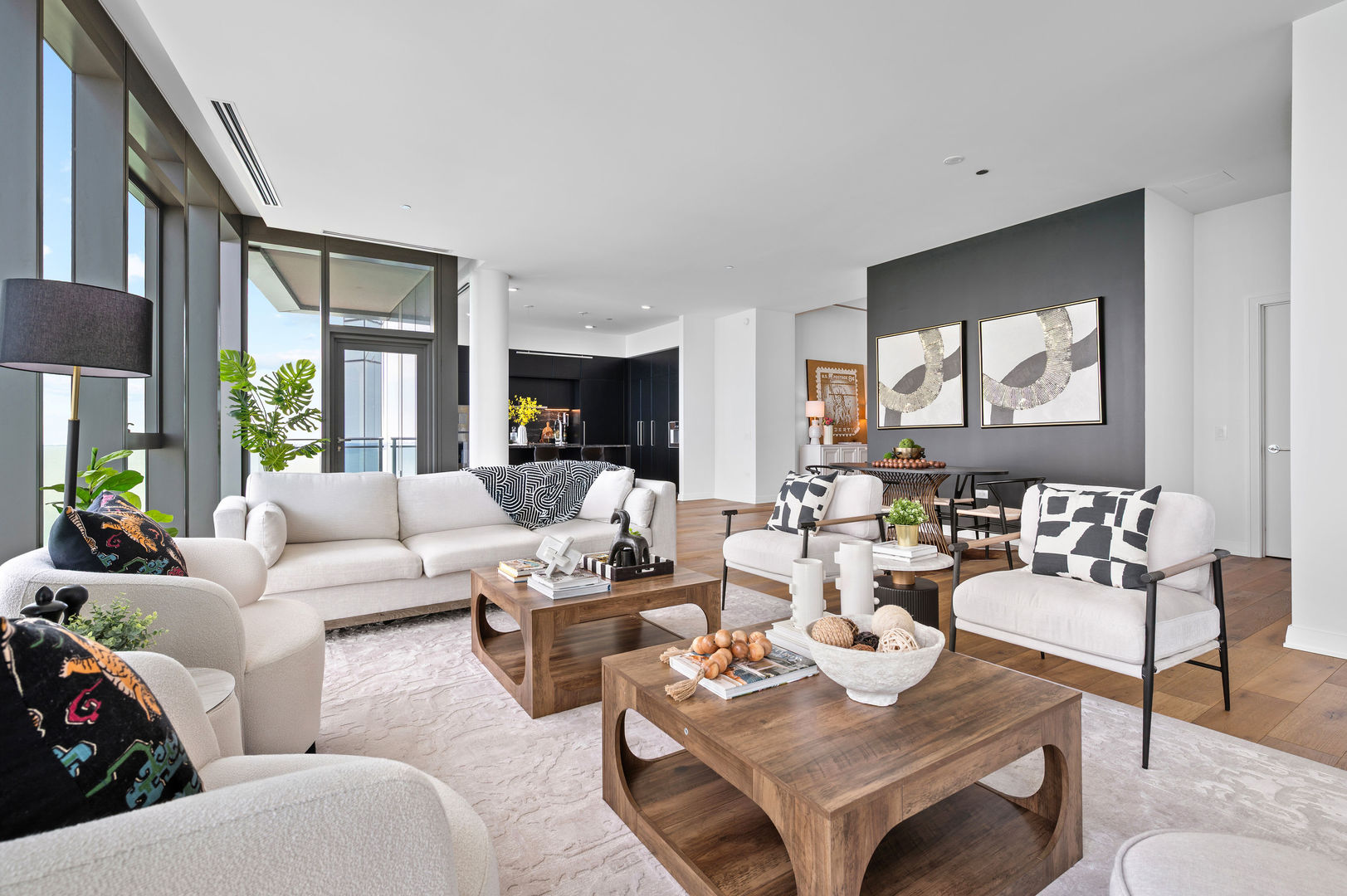 211 N Harbor Drive Unit: 4602