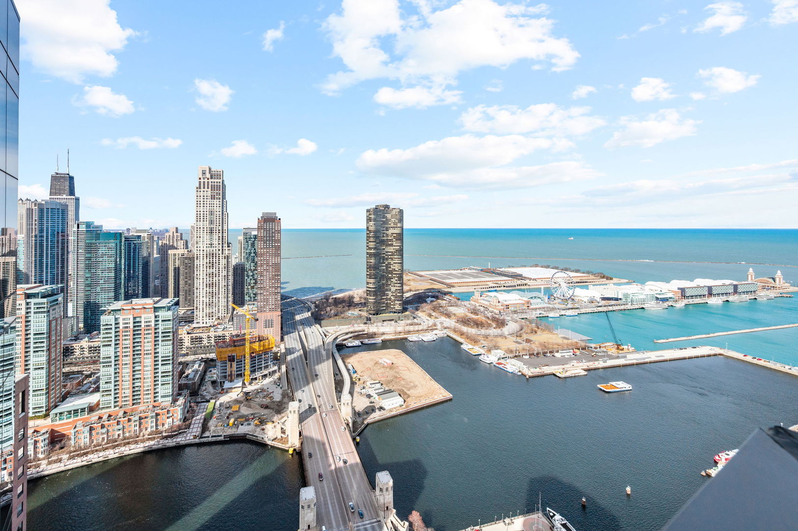 211 N Harbor Drive Unit: 4602