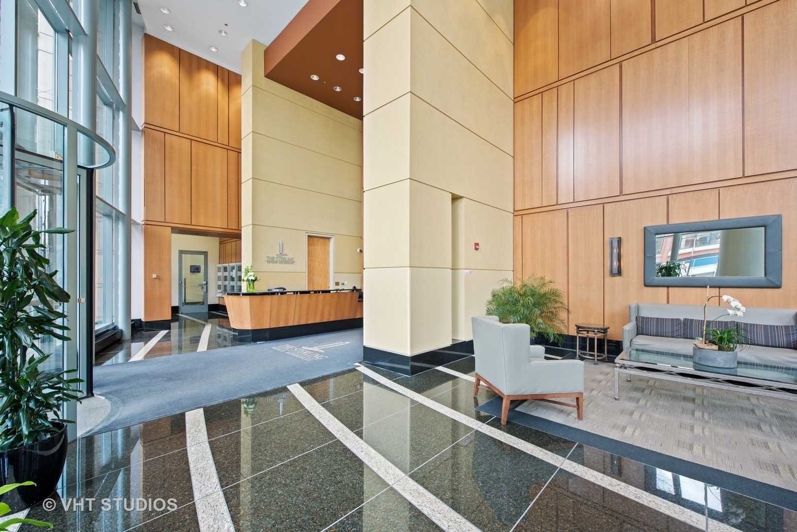 345 N LASALLE Drive Unit: 208