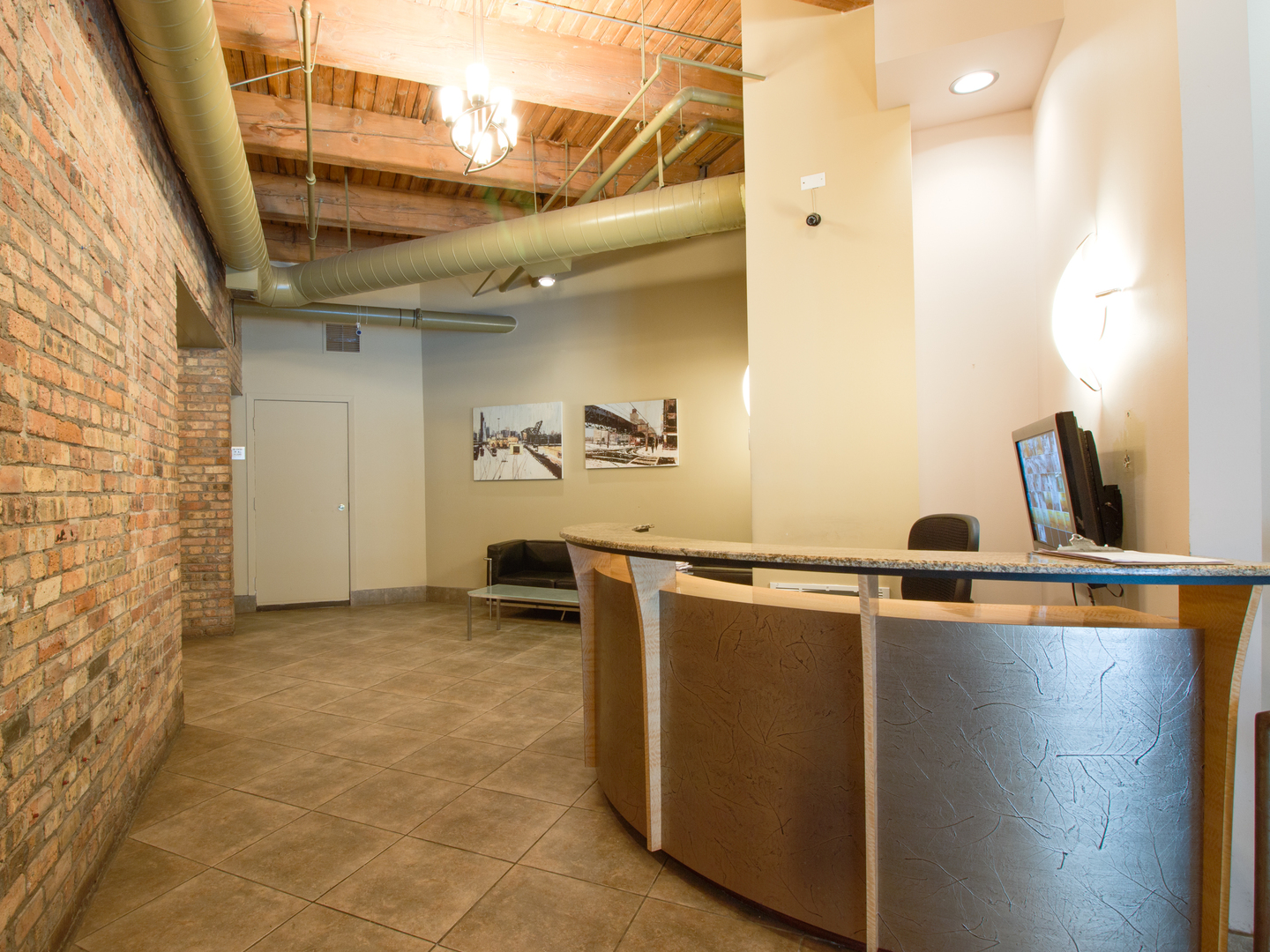 225 W Huron Street Unit: 619