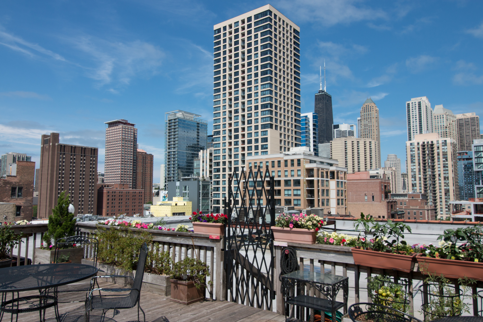 225 W Huron Street Unit: 619