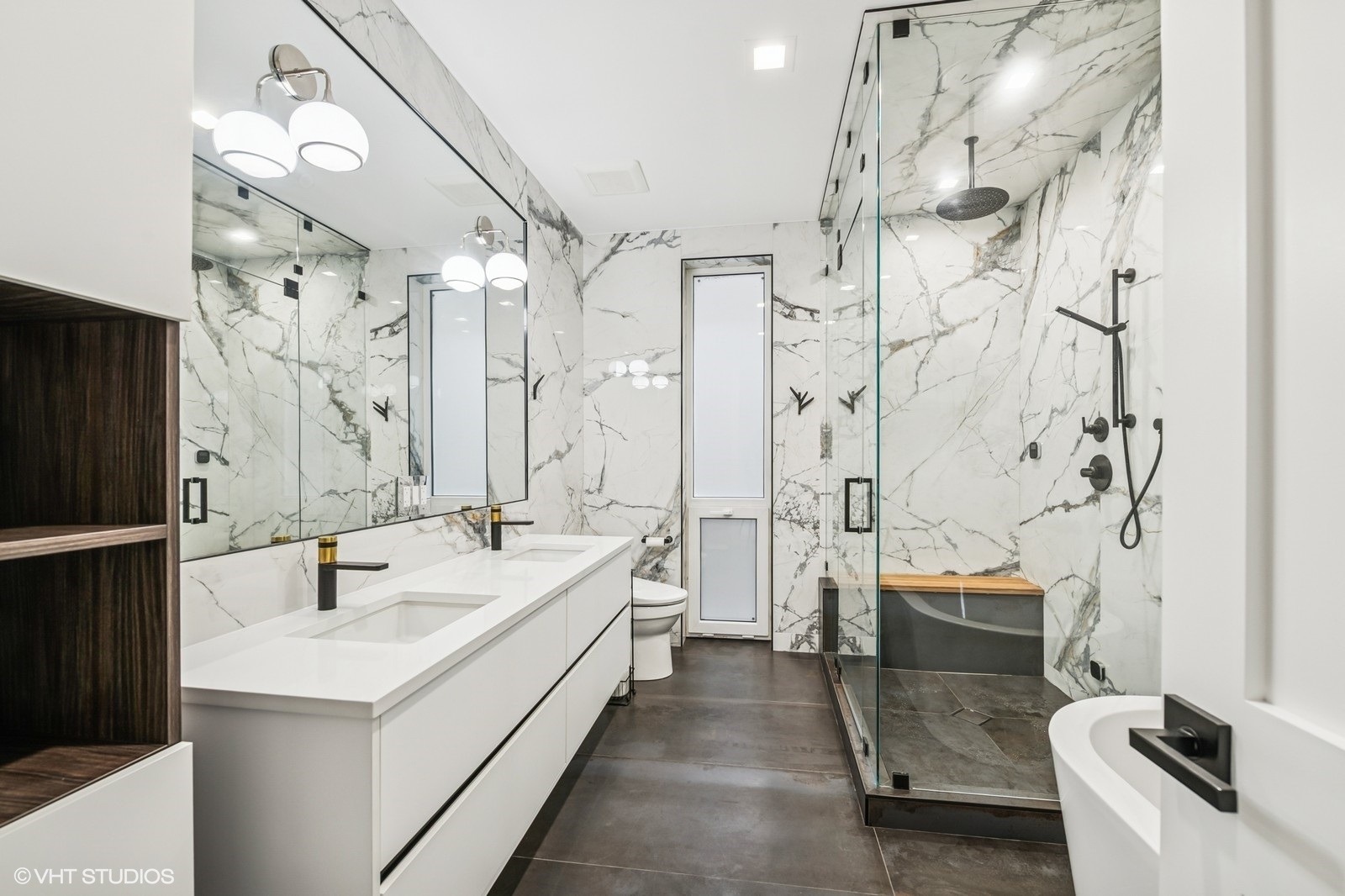 2149 W Belmont Avenue Unit: 2E