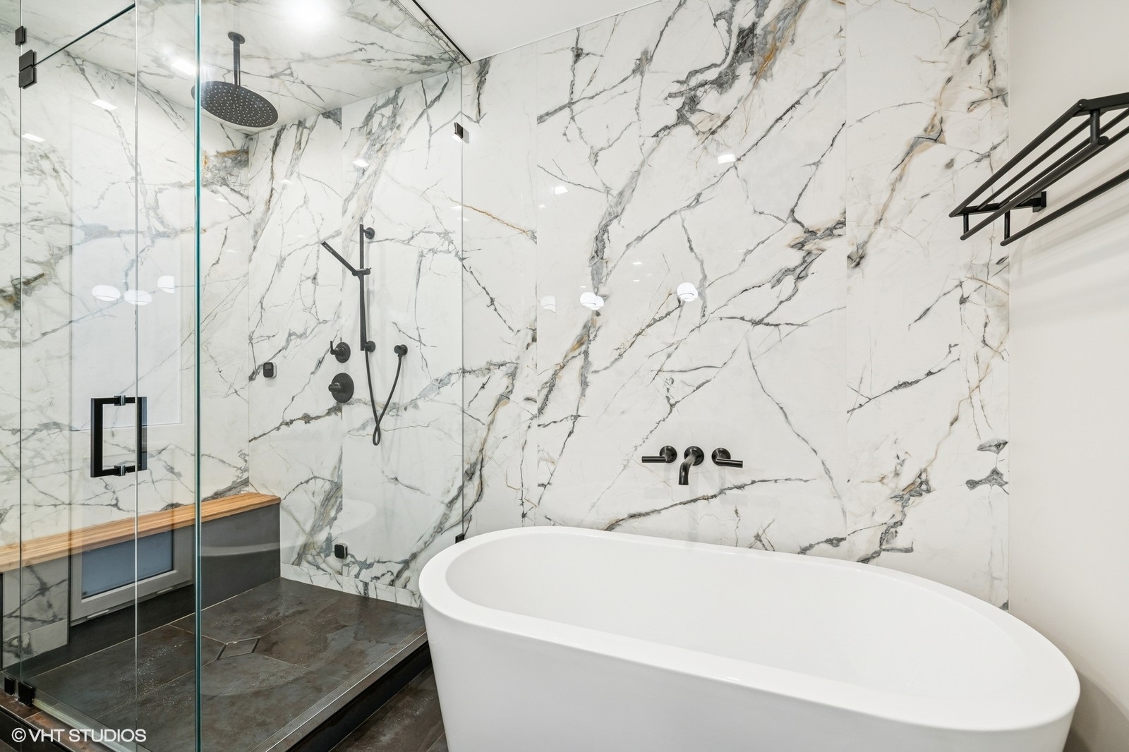 2149 W Belmont Avenue Unit: 2E