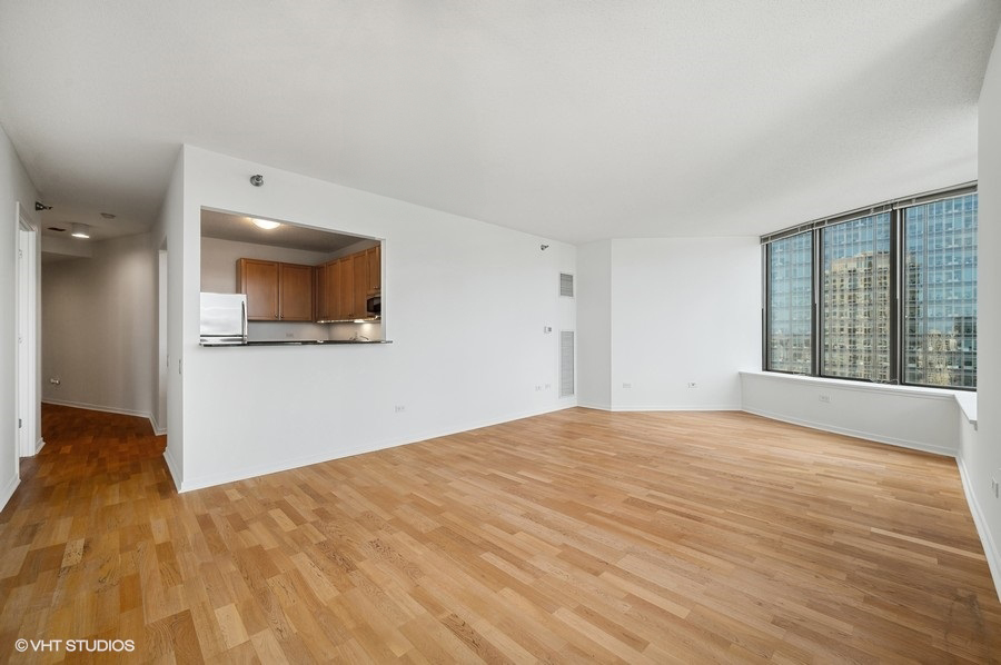 400 N La Salle Drive Unit: 4208