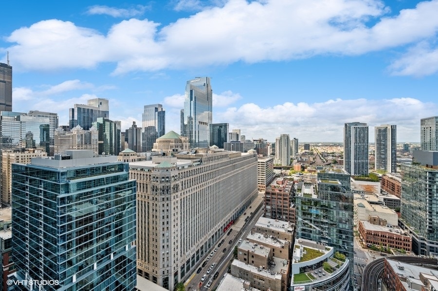 400 N La Salle Drive Unit: 4208