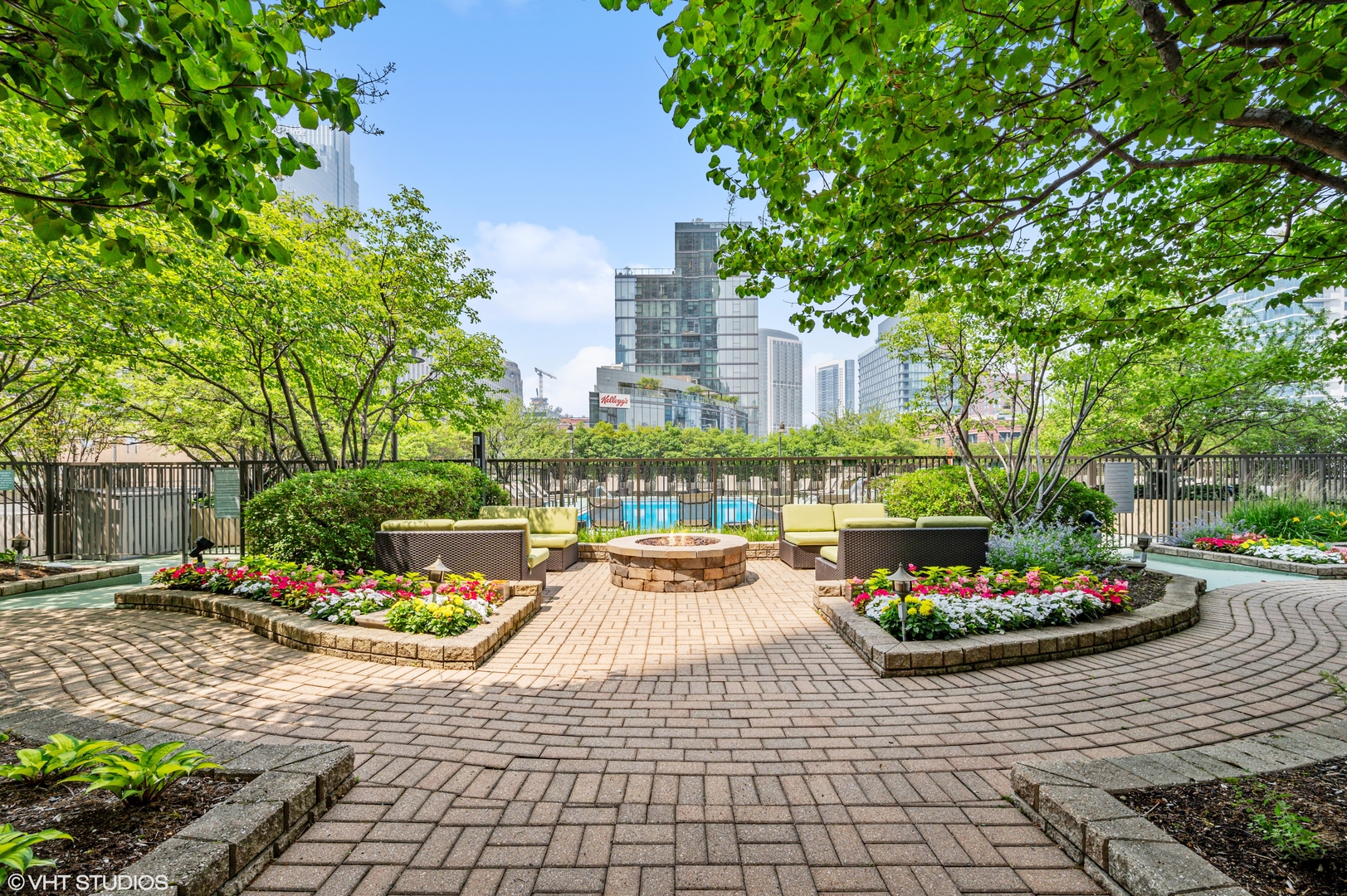 400 N La Salle Drive Unit: 4208