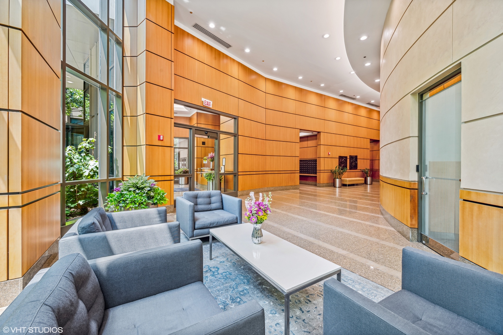 400 N La Salle Drive Unit: 4208