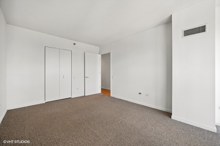 400 N La Salle Drive Unit: 4208