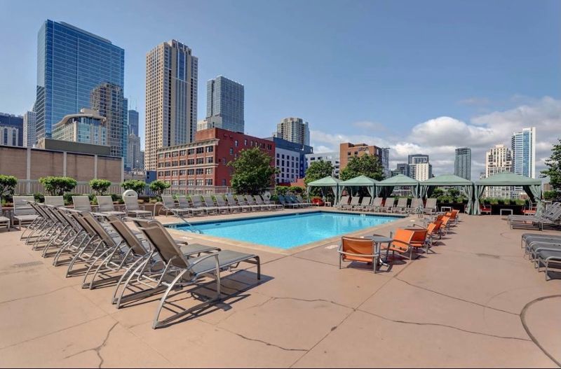 545 N Dearborn Street Unit: W2905