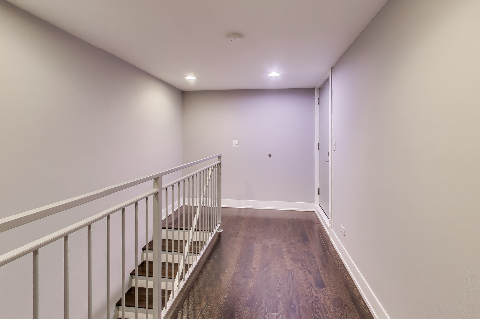 2005 N ALBANY Avenue Unit: 2005