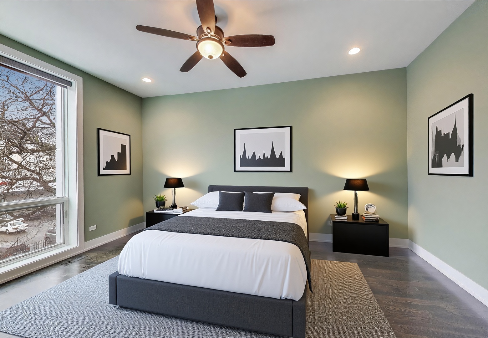 2005 N ALBANY Avenue Unit: 2005