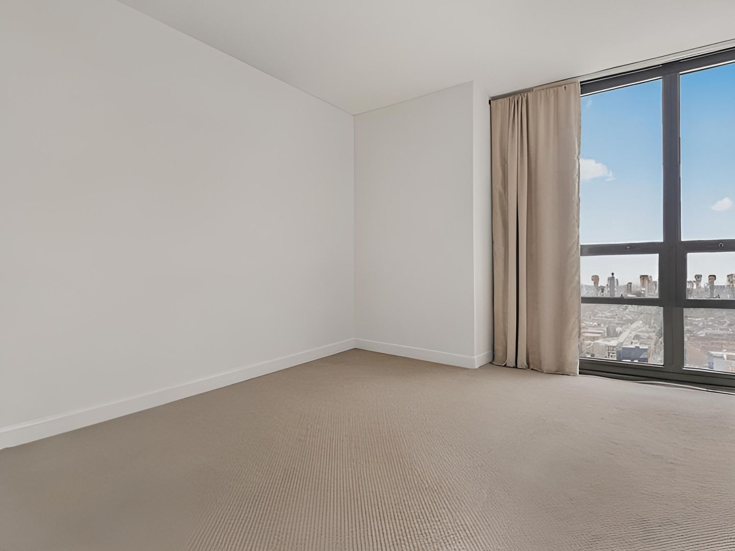 10 E ONTARIO Street Unit: 4304