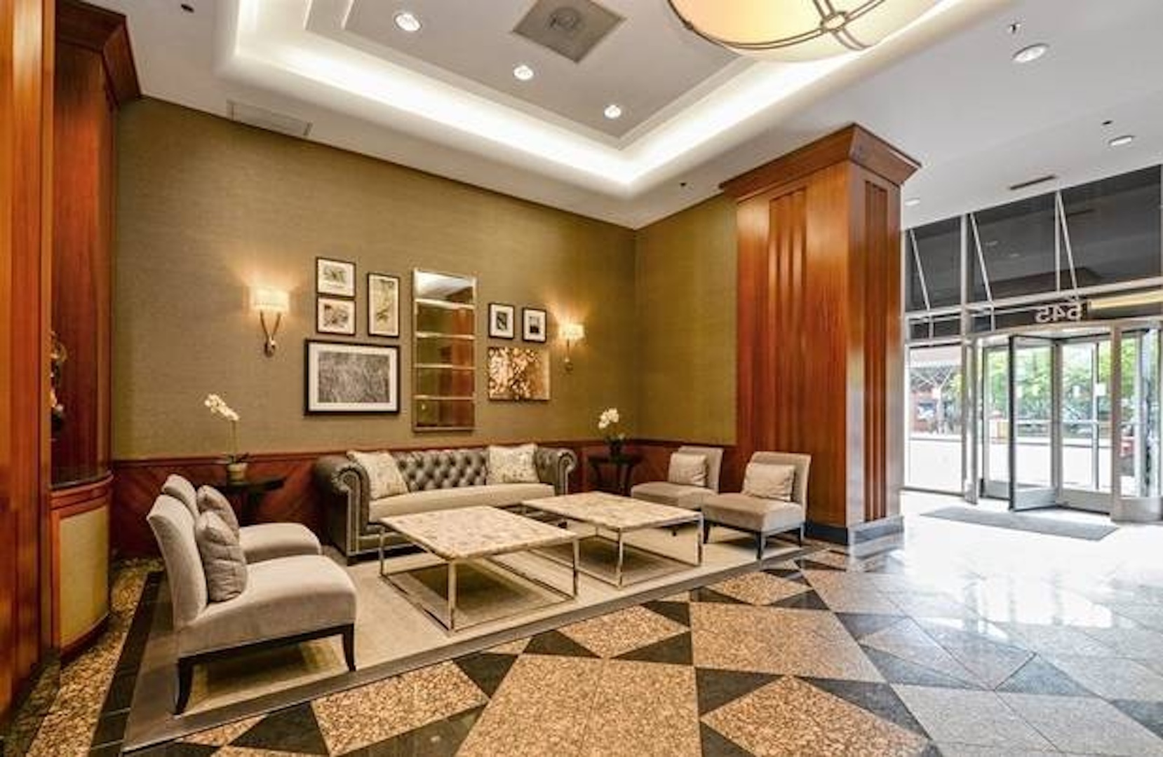 545 N Dearborn Street Unit: 1309