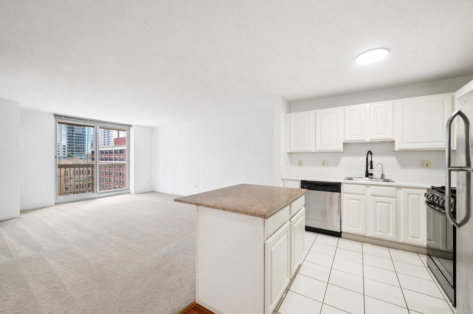 545 N Dearborn Street Unit: 1309
