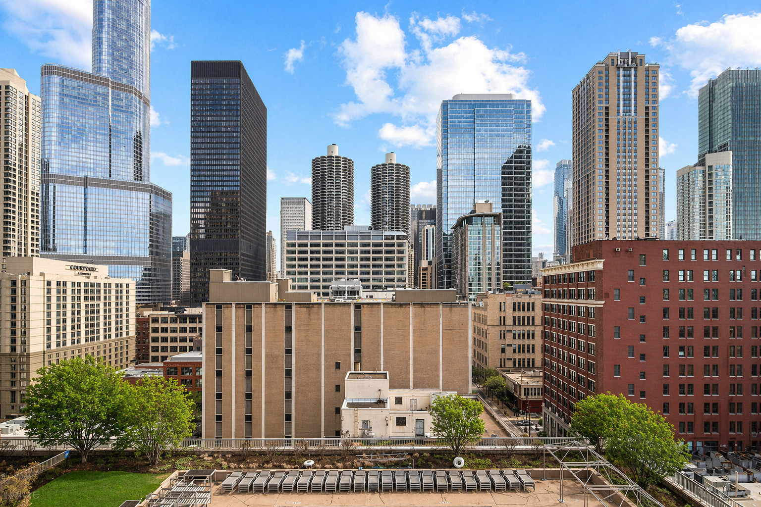 545 N Dearborn Street Unit: 1309