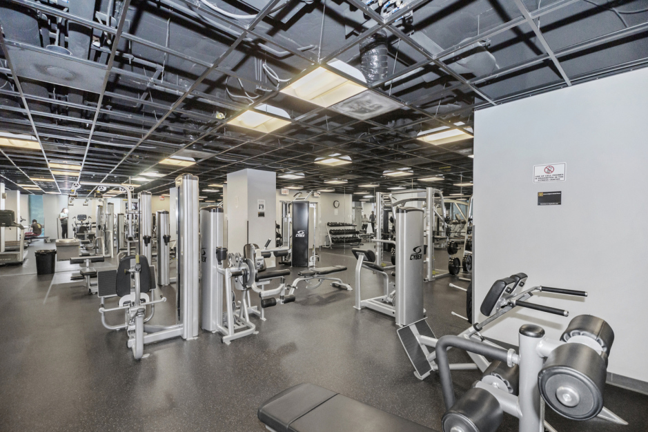 222 N Columbus Drive Unit: 901