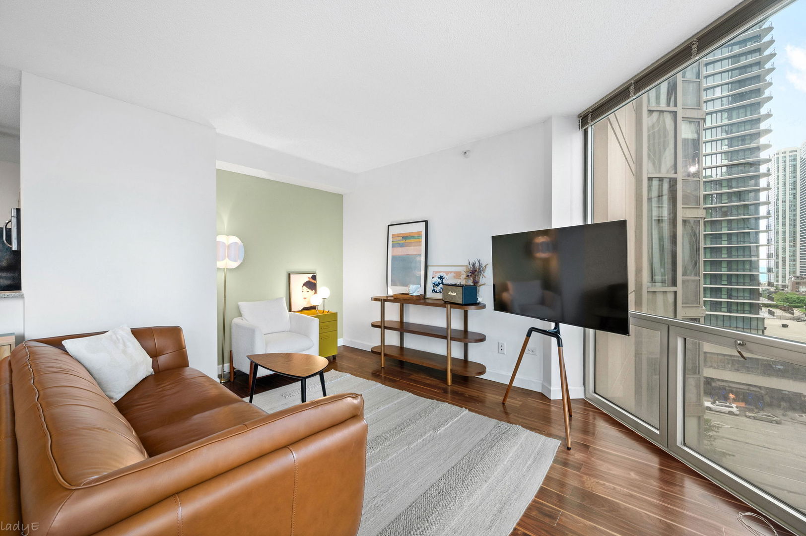 222 N Columbus Drive Unit: 901