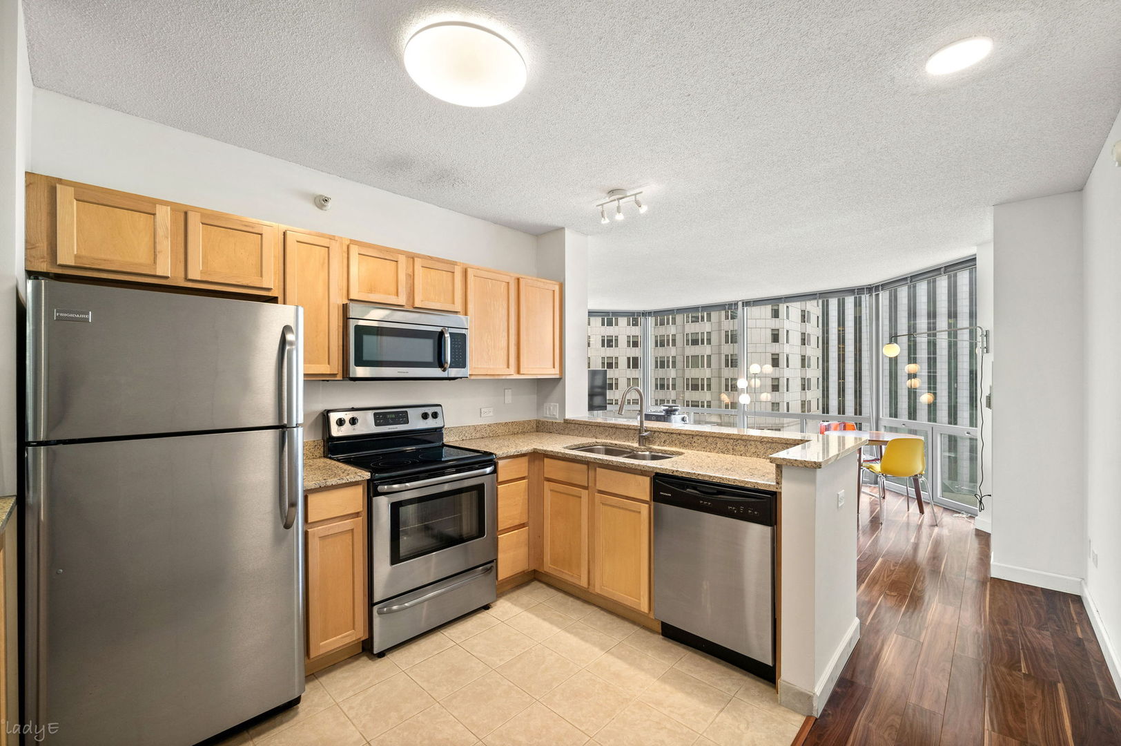 222 N Columbus Drive Unit: 901
