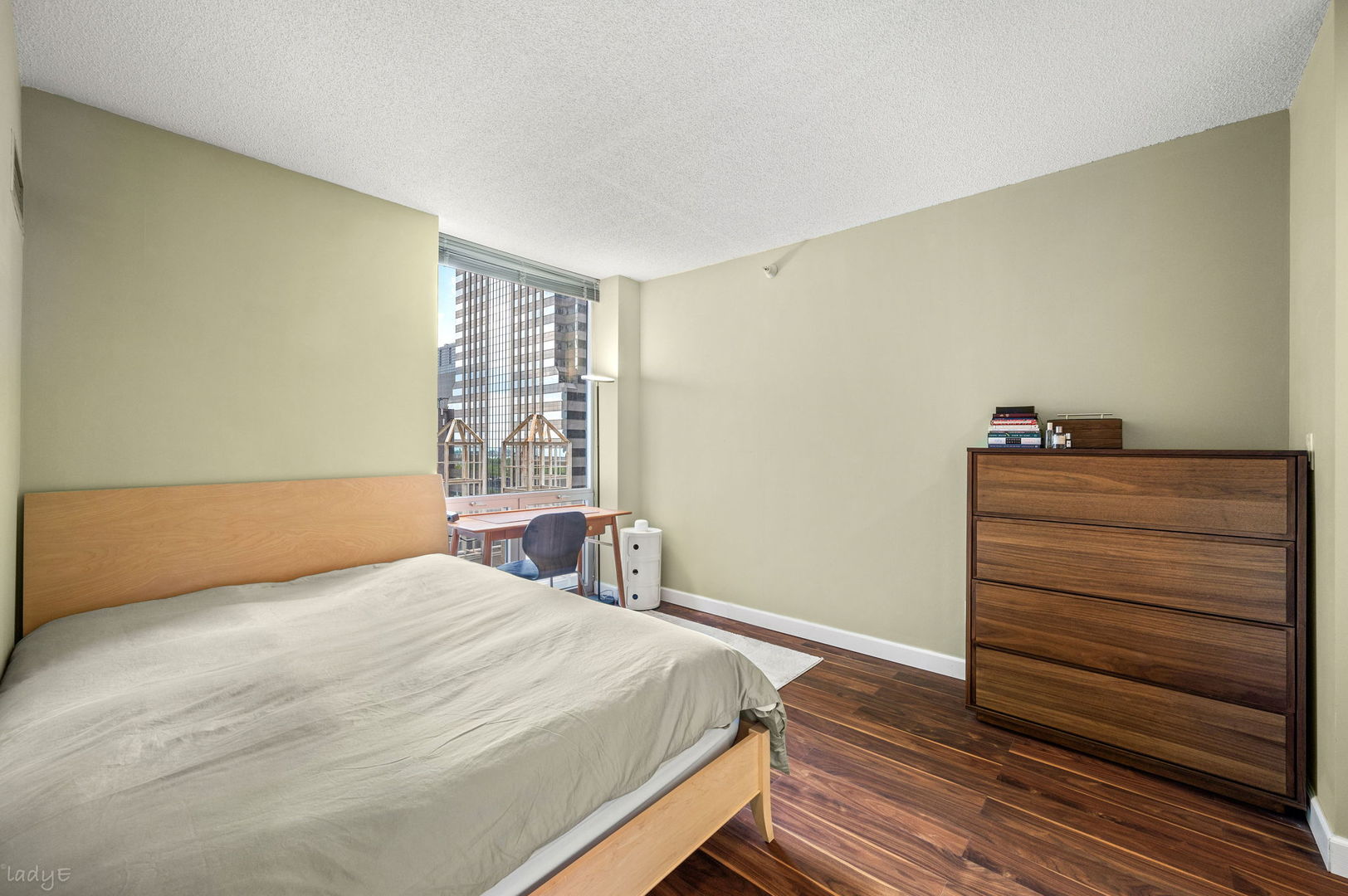 222 N Columbus Drive Unit: 901