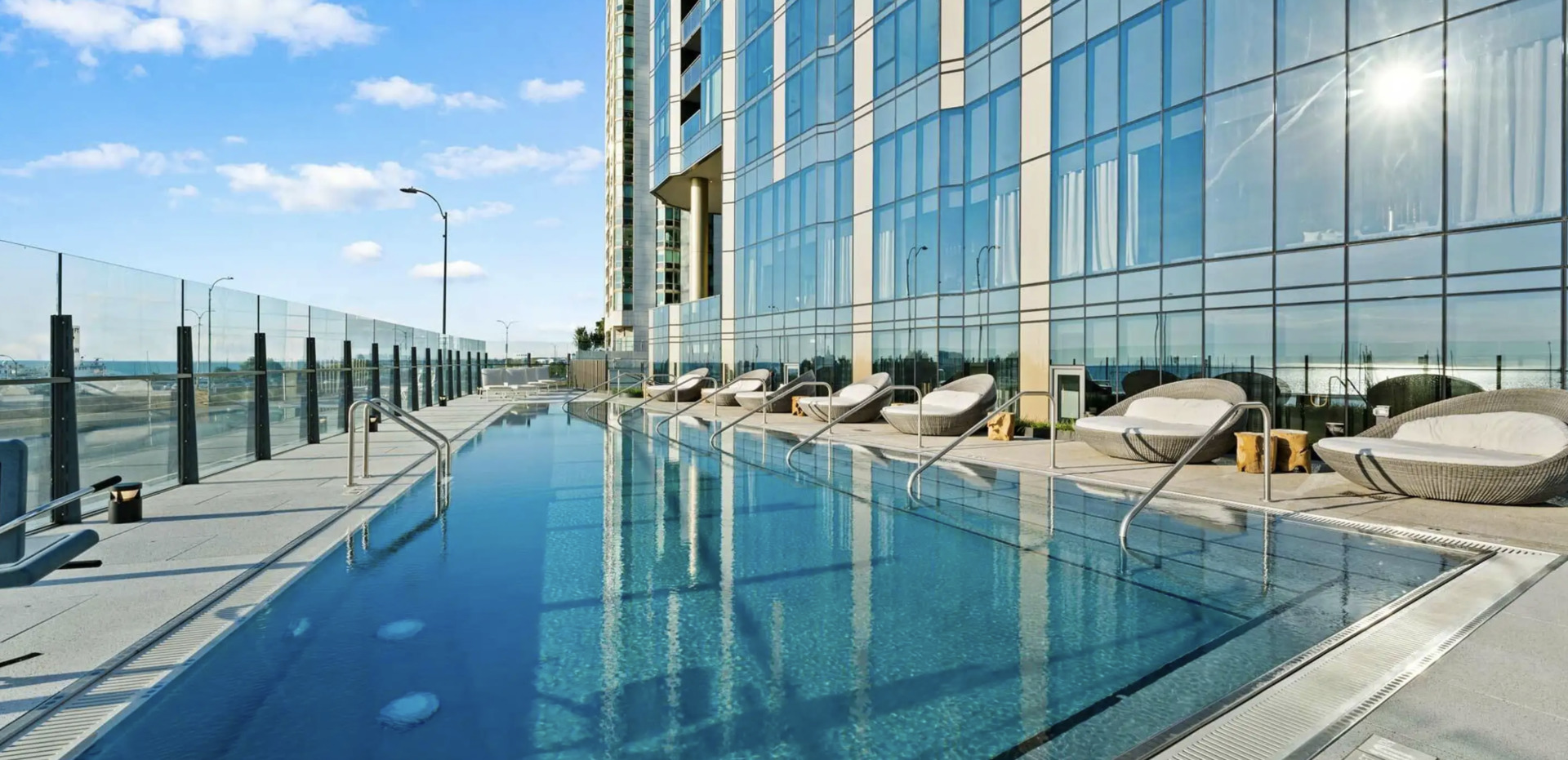 211 N Harbor Drive Unit: 4602