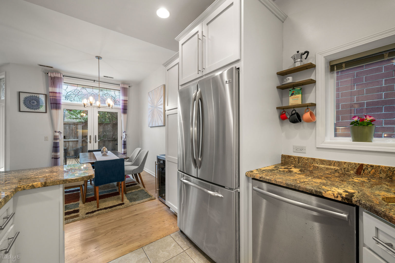 1881 N Maud Avenue Unit: 1881