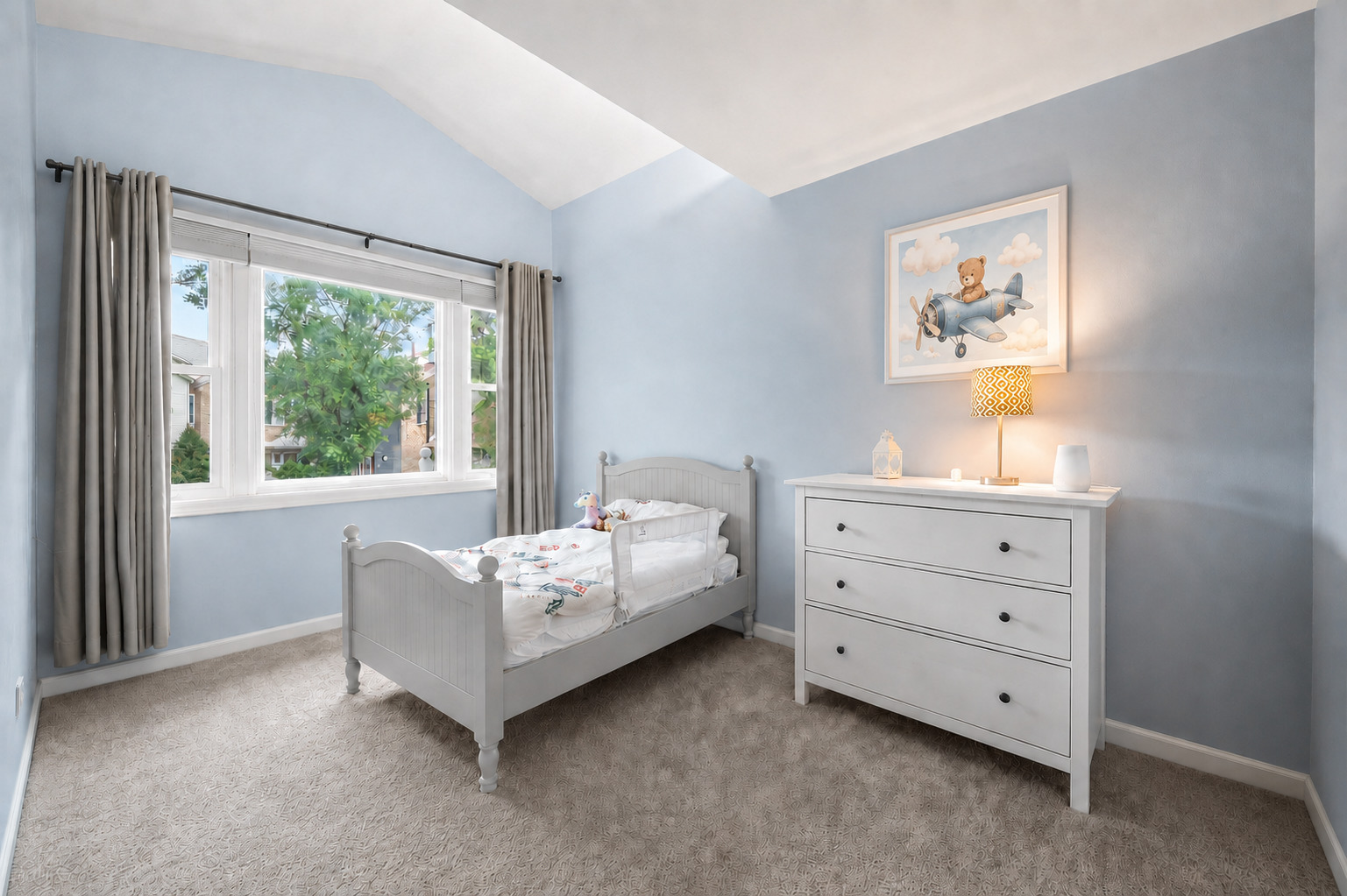 1881 N Maud Avenue Unit: 1881