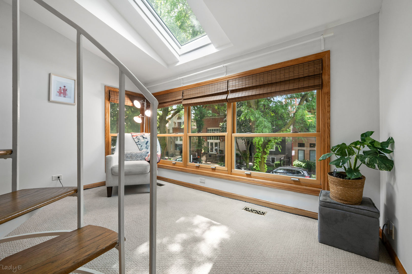 1881 N Maud Avenue Unit: 1881