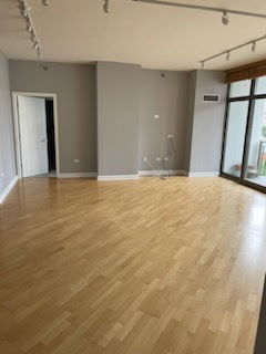1335 S PRAIRIE Avenue Unit: 808