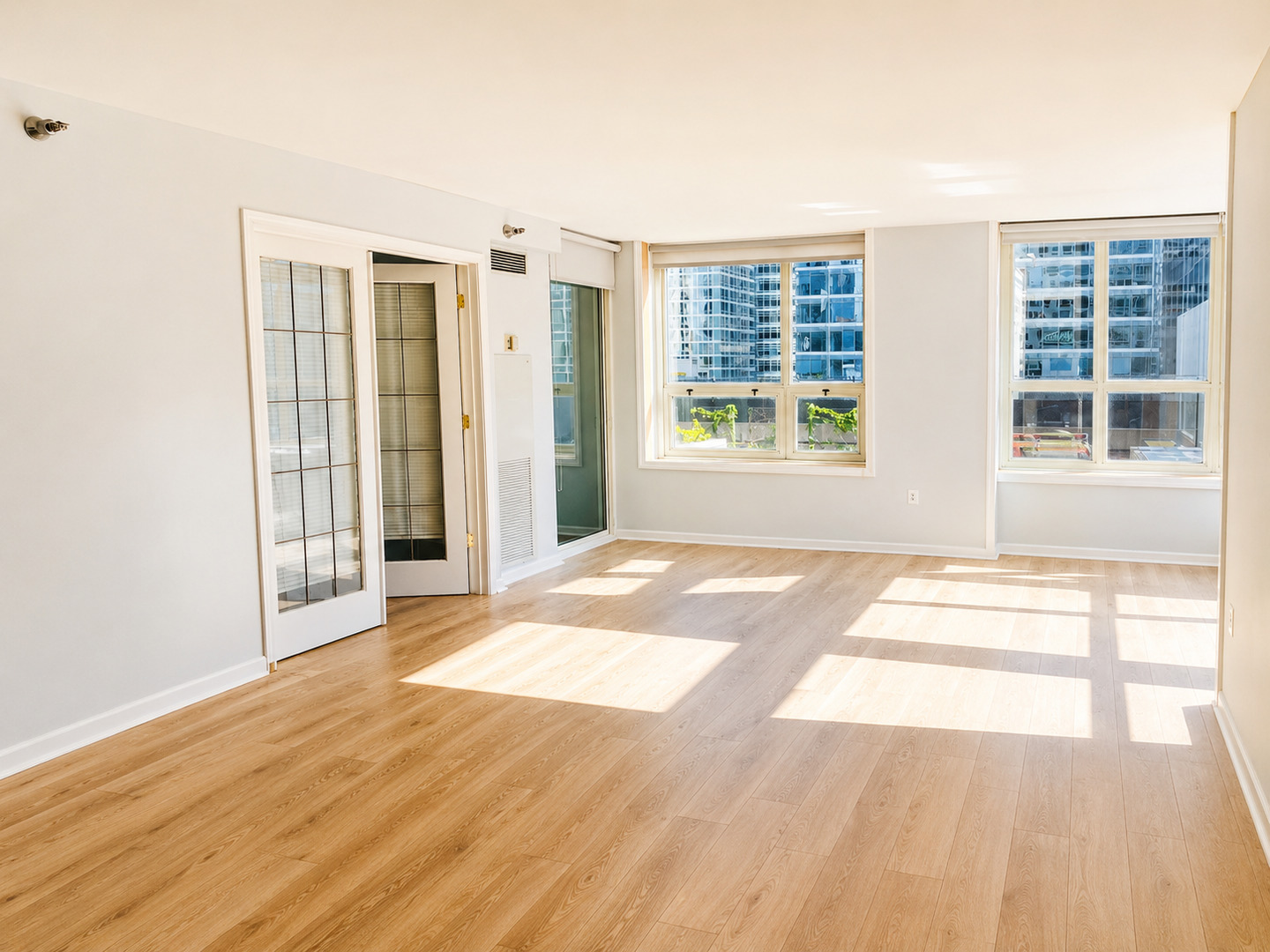345 N LASALLE Drive Unit: 1505