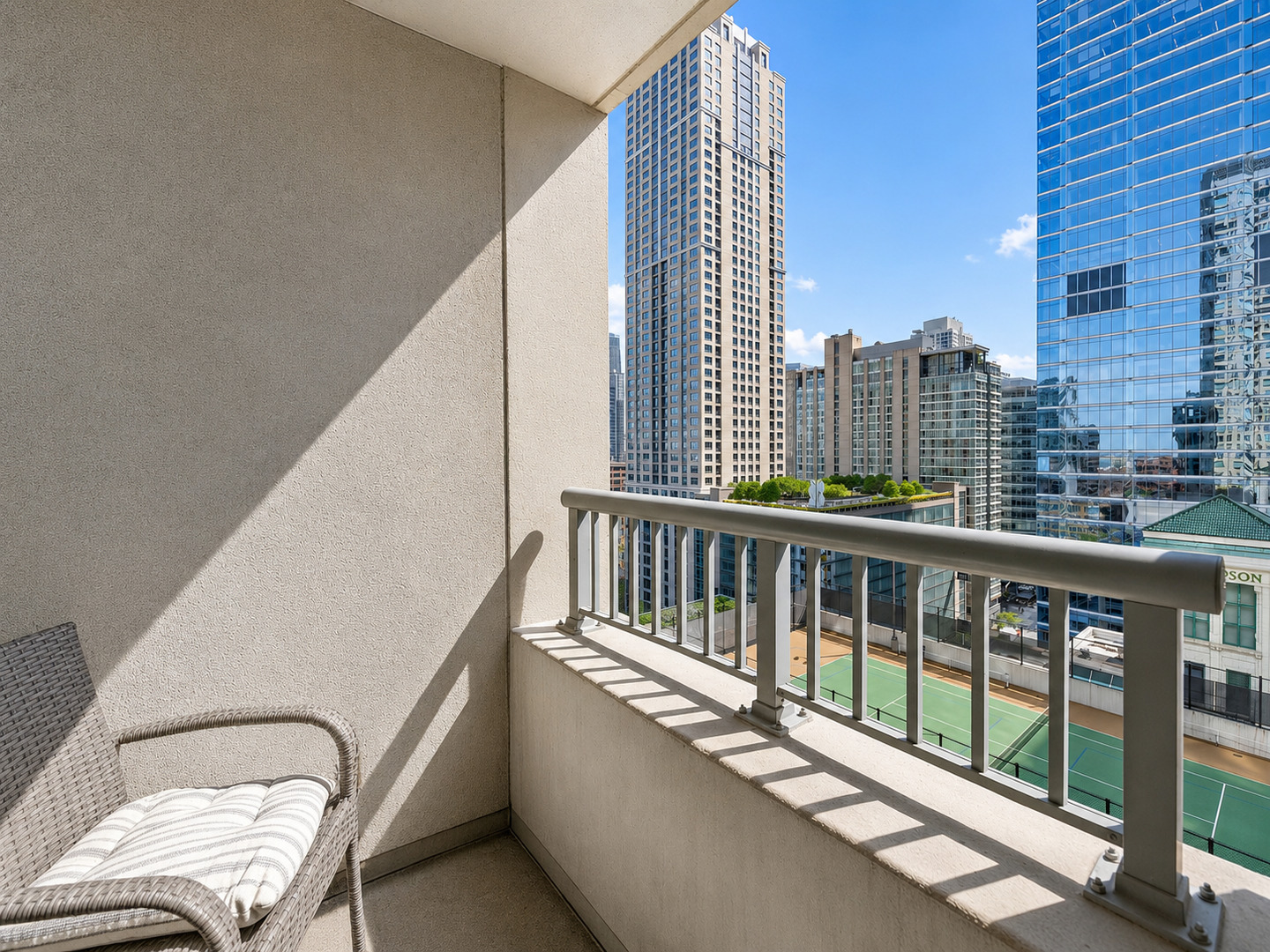 345 N LASALLE Drive Unit: 1505