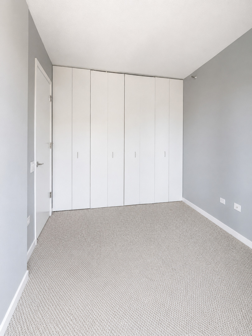 400 N LaSalle Street Unit: 1312